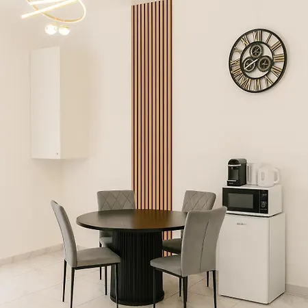 Quiet And Comfortable Drancy